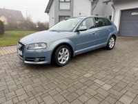 Gebraucht Audi A3 Sport 105 PS (77 kW) 2010 Blau Kleinwagen