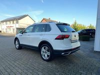 Gebraucht VW Tiguan Pro 200 PS (147 kW) 2022 Weiß SUV