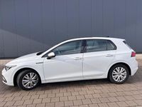 Gebraucht VW Golf VII Style 150 PS (110 kW) 2020 Weiß Limousine