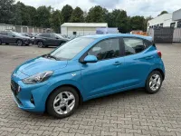 Gebraucht Hyundai i10 Trend 84 PS (61 kW) 2021 Blau (metallic) Kleinwagen