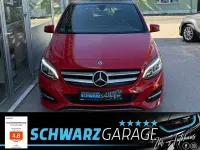 Gebraucht Mercedes B200 136 PS (100 kW) 2018 Rot Kleinwagen