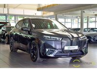 Gebraucht BMW iX 239 kW (326 PS) 2022 Sophistograu brillanteffekt me SUV