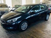 Gebraucht Kia Ceed 99 PS (72 kW) 2014 Schwarz Kleinwagen
