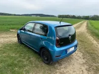 Usata VW up! 65 CV (47 kW) 2021 Blu Utilitaria
