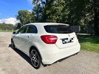Gebraucht Mercedes A180 Urban 122 PS (89 kW) 2013 Weiß Kleinwagen