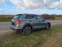 Gebraucht VW Tiguan Join 150 PS (110 kW) 2019 Grau SUV