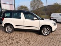 Gebraucht Skoda Yeti Ambition 140 PS (102 kW) 2014 Weiß SUV