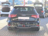 Gebraucht Audi A3 S-Line 150 PS (110 kW) 2019 Mythosschwarz metallic Limousine