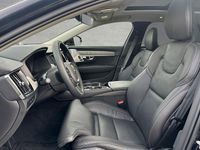 Second-hand Volvo V90 Ultra 349 CP (256 kW) 2025 Negru Break