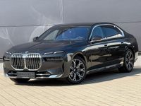 Gebraucht BMW 740 Performance 286 PS (210 kW) 2024 Sophistograu brillanteffekt me Limousine