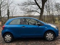 Gebraucht Toyota Yaris 70 PS (51 kW) 2006 Blau Kleinwagen