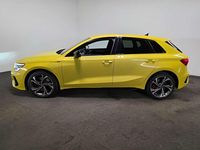 Second-hand Audi A3 S-Line 245 CP (180 kW) 2022 Galben Berlinǎ