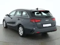 Usado Kia Ceed 136 CV (100 kW) 2021 Plateado Utilitario