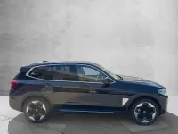 Gebraucht BMW iX3 Sport Line 210 kW (286 PS) 2021 Schwarz SUV