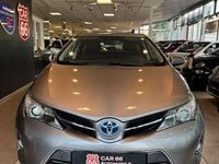 Gebraucht Toyota Auris Hybrid Executive 99 PS (72 kW) 2013 Silber Limousine