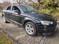 Gebraucht Audi A3 Design 116 PS (85 kW) 2018 Schwarz Limousine