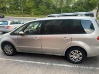 Second-hand Ford Galaxy 140 CP (102 kW) 2011 Argintiu Monovolum