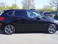 Używany BMW 225 Advantage 224 KM (164 kW) 2019 Czarny Minivan