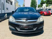 Gebraucht Opel Astra GTC Edition 90 PS (66 kW) 2008 Schwarz Limousine