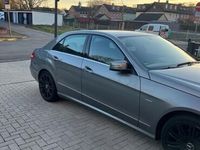 gebraucht Mercedes E220 Scheckheft gepflegt