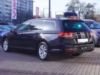 Gebraucht VW Passat 150 PS (110 kW) 2021 Schwarz Kombi