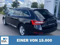 Gebraucht Skoda Superb Comfort 150 PS (110 kW) 2024 Schwarz metallic Kombi