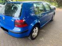 Gebraucht VW Golf IV 105 PS (77 kW) 2002 Blau Kleinwagen