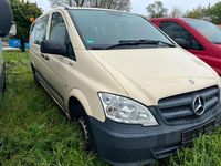 Gebraucht Mercedes Vito 163 PS (119 kW) 2011 Gelb Van