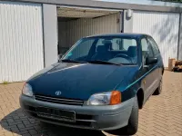 Gebraucht Toyota Starlet 75 PS (55 kW) 1999 Blau Kleinwagen