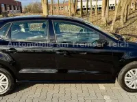Gebraucht VW Polo Trendline 60 PS (44 kW) 2017 Schwarz Limousine