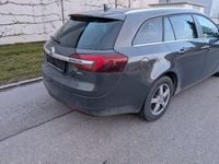 Gebraucht Opel Insignia Business 131 PS (96 kW) 2014 Grau Kombi