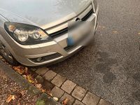 Gebraucht Opel Astra 106 PS (77 kW) 2005 Silber Limousine