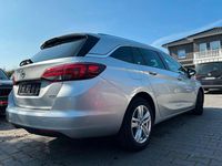 Gebraucht Opel Astra Dynamic 150 PS (110 kW) 2017 Silber Kombi