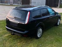 Usata Ford Focus 125 CV (91 kW) 2009 Nero Station wagon