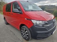 Gebraucht VW T6.1 150 PS (110 kW) 2021 Rot Van