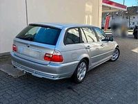 Second-hand BMW 318 143 CP (105 kW) 2005 Argintiu Break