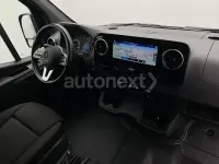 Gebraucht Mercedes Sprinter 170 PS (125 kW) 2024 Blau Van