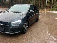 Gebraucht Mercedes E250 Advanced 2024 Schwarz Limousine