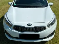 Gebraucht Kia Ceed GT 101 PS (74 kW) 2016 Weiß Kleinwagen