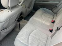 Gebraucht Mercedes E240 177 PS (130 kW) 2003 Silber Limousine