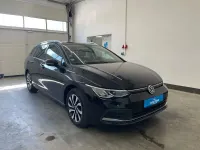 Gebraucht VW Golf VIII Active 150 PS (110 kW) 2022 Deep black perleffekt Kombi