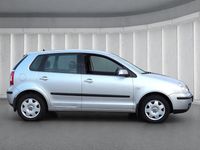 Gebraucht VW Polo Comfortline 75 PS (55 kW) 2002 Silber Kleinwagen