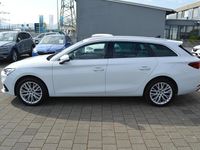 Gebraucht Seat Leon XCELLENCE 150 PS (110 kW) 2022 "nevada" weiss Kombi
