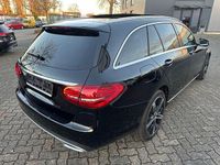 Gebraucht Mercedes C300e Avantgarde 306 PS (225 kW) 2020 Schwarz Limousine