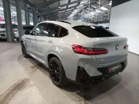 Gebraucht BMW X4 M 360 PS (264 kW) 2024 Brooklyn grau SUV