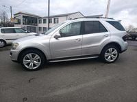 Gebraucht Mercedes ML320 224 PS (164 kW) 2005 Silber SUV