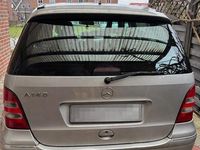 Usado Mercedes A140 82 HP (60 kW) 2005 Cinzento Citadino