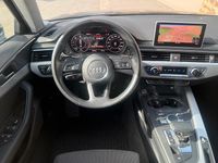 Gebraucht Audi A4 S-Line 231 PS (169 kW) 2019 Grau Kombi