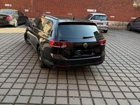Gebraucht VW Passat 122 PS (89 kW) 2020 Schwarz Kombi