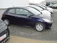 Gebraucht Peugeot 208 Active 92 PS (67 kW) 2014 Blau metallic Kleinwagen